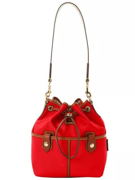 Nwot Dooney & Bourke Women's Camden Canvas Drawstring Shoulder Bag Red